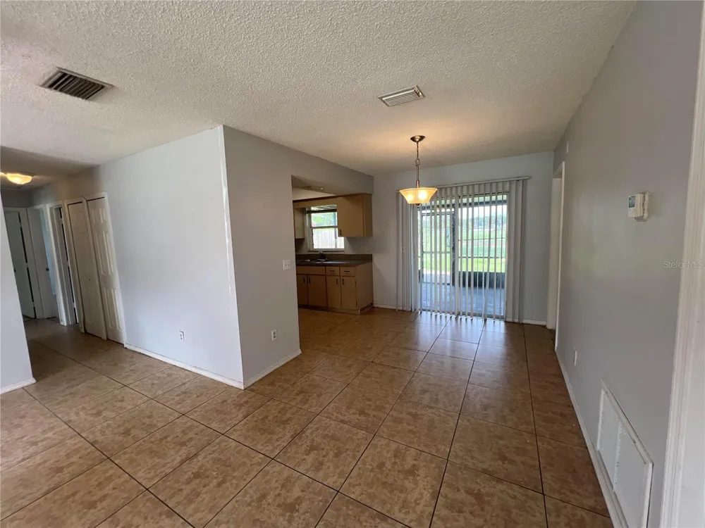 6829 ALPERT DRIVE Orlando, FL 32810