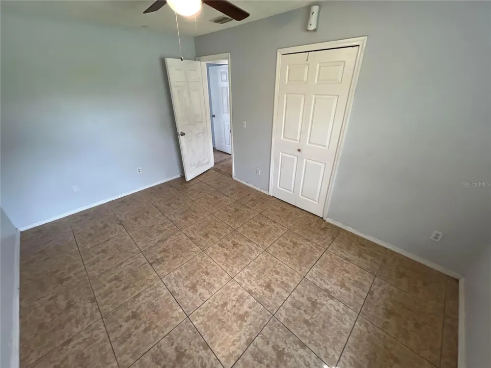 6829 ALPERT DRIVE Orlando, FL 32810