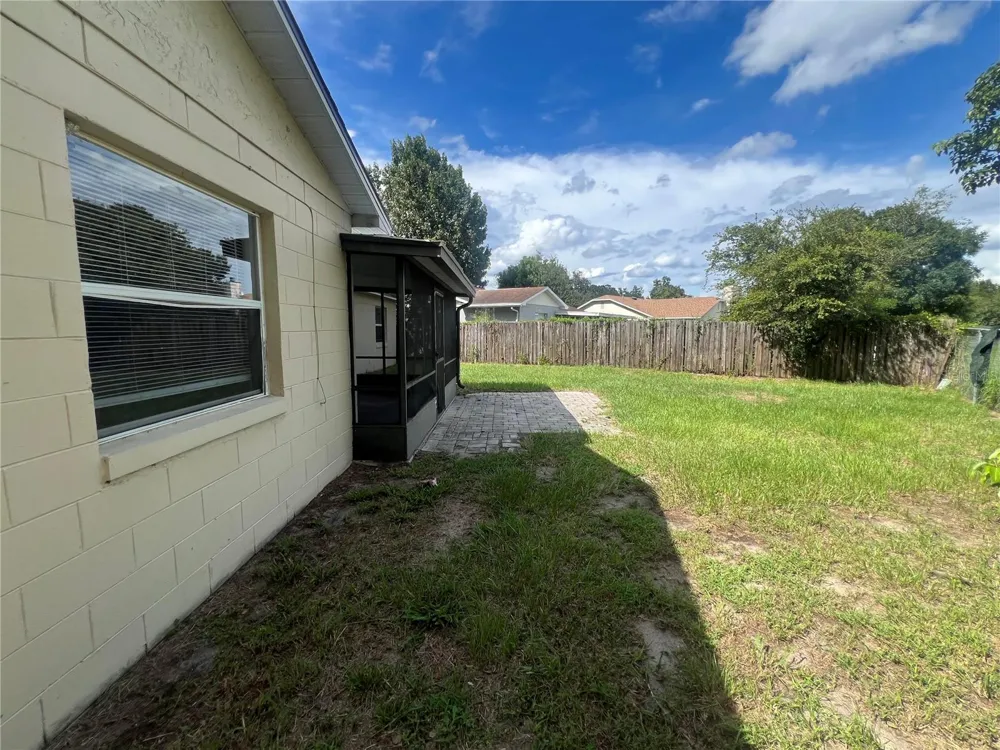 6829 ALPERT DRIVE Orlando, FL 32810