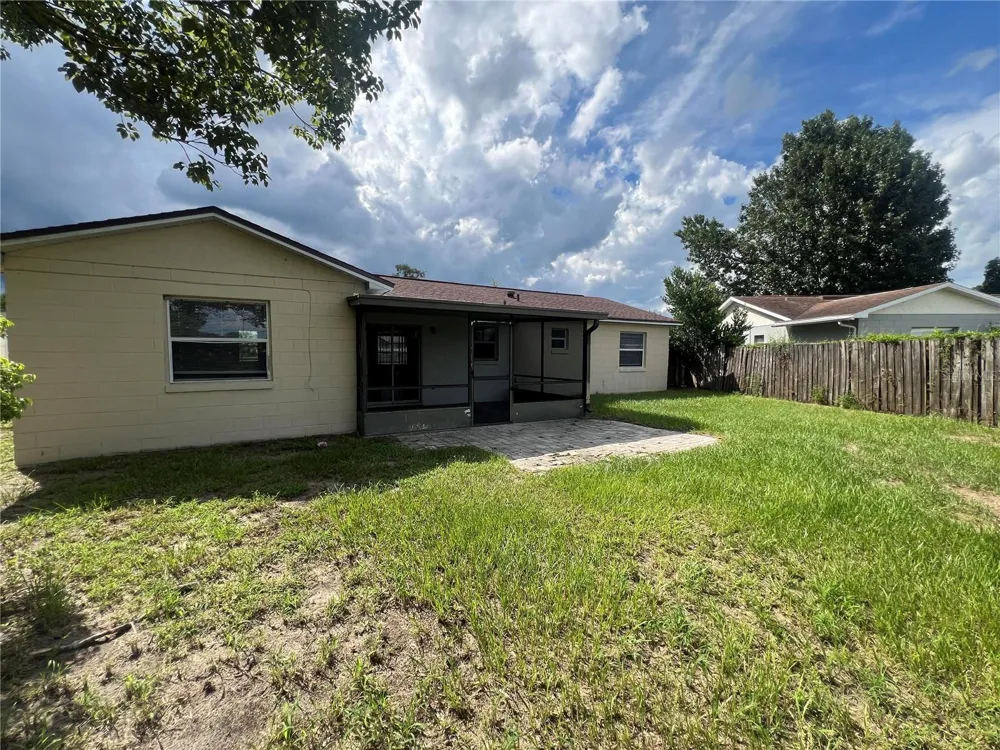 6829 ALPERT DRIVE Orlando, FL 32810