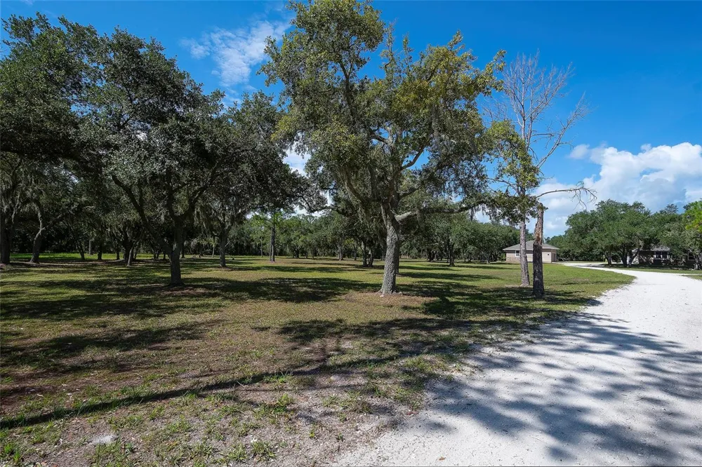 6200 VERNA ROAD Myakka City, FL 34251