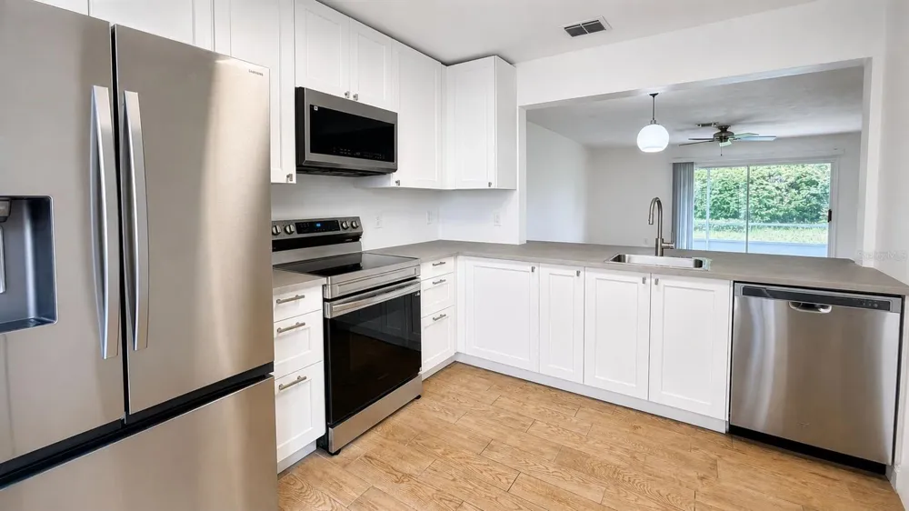 936 TILLERY WAY #102 Orlando, FL 32828