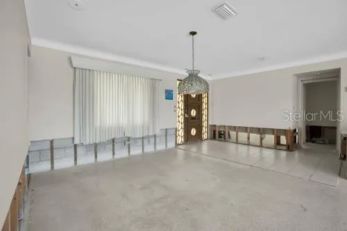 6505 DEBBIE LANE S St Petersburg, FL 33707