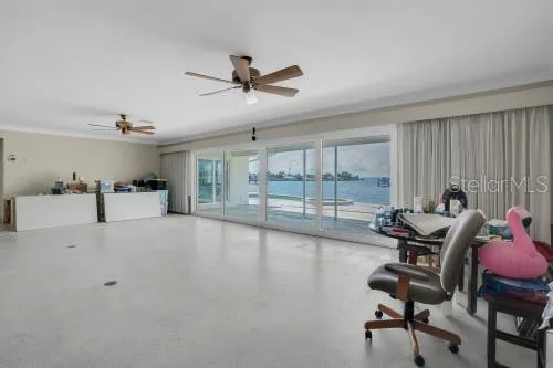 6505 DEBBIE LANE S St Petersburg, FL 33707