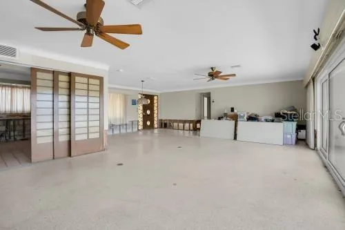 6505 DEBBIE LANE S St Petersburg, FL 33707