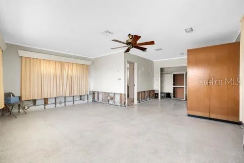 6505 DEBBIE LANE S St Petersburg, FL 33707
