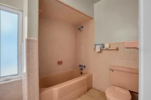 6505 DEBBIE LANE S St Petersburg, FL 33707