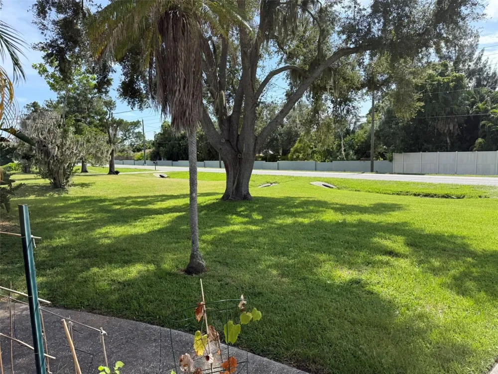 4951 SAWYER ROAD Sarasota, FL 34233