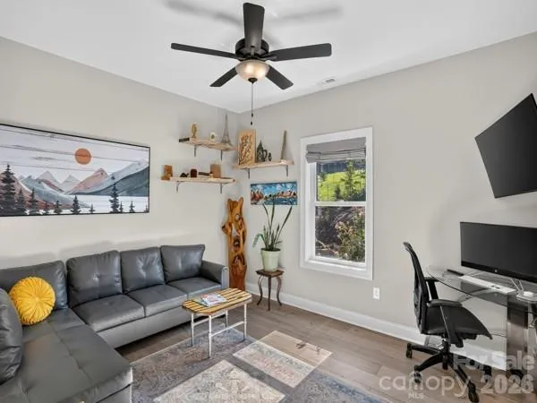 72 Jacks Paw Lane Hendersonville, NC 28792