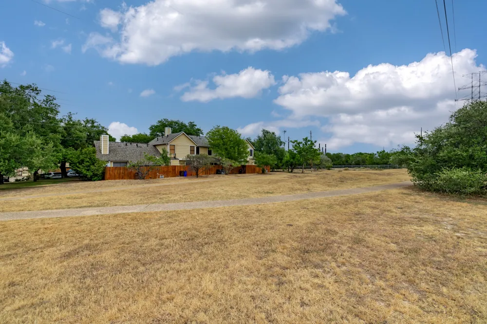 11901 Swearingen Drive #35 Austin, TX 78758
