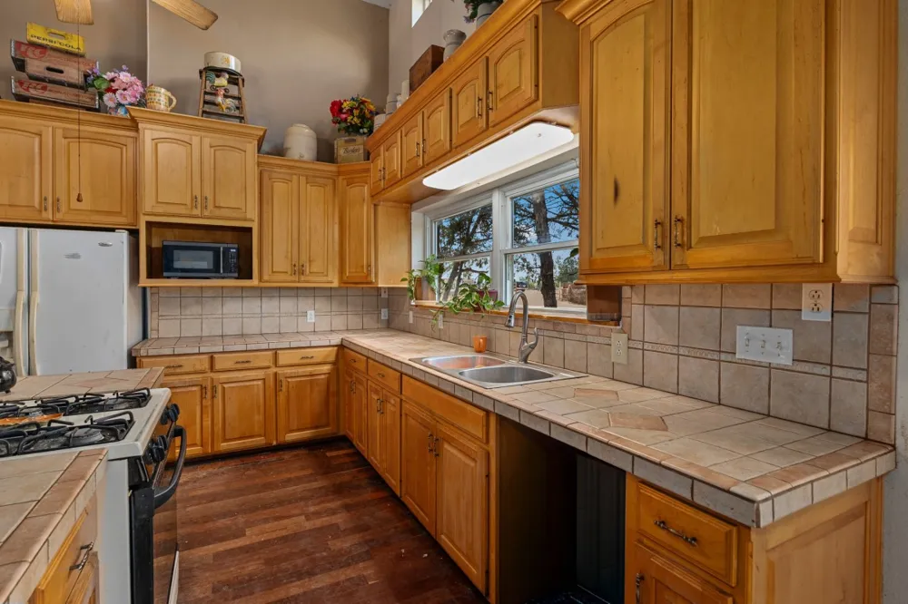 5562 Cedar Creek Drive Kemp, TX 75143