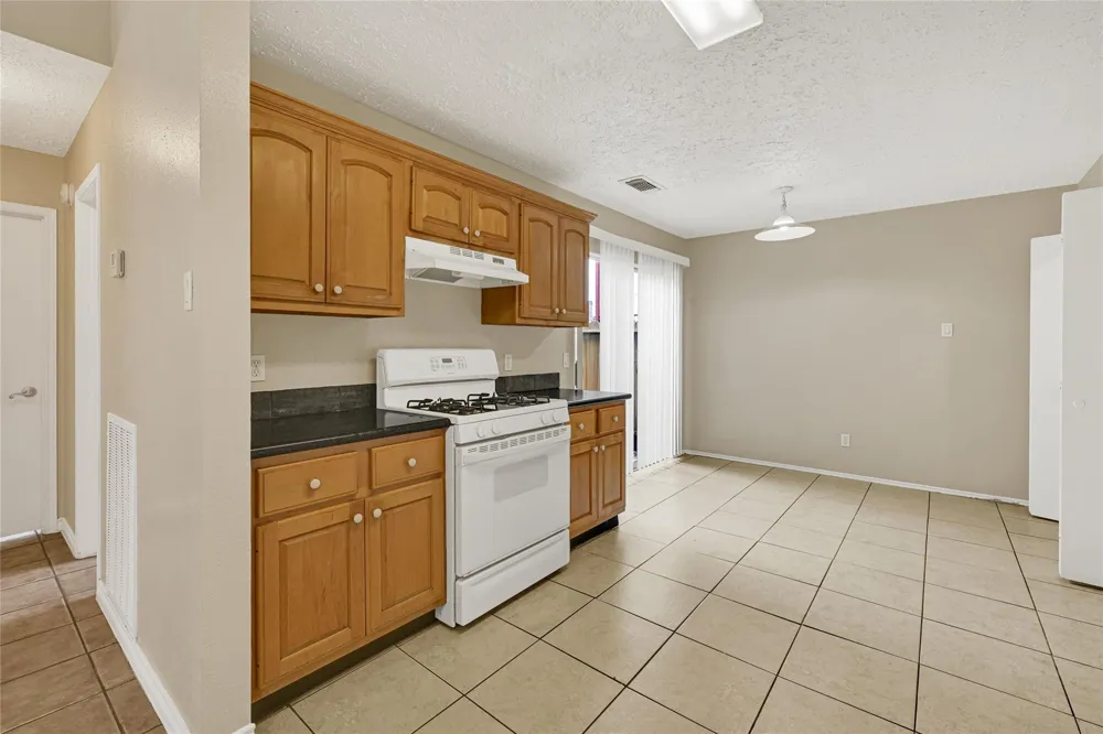 12322 Meadow Ridge Drive Stafford, TX 77477