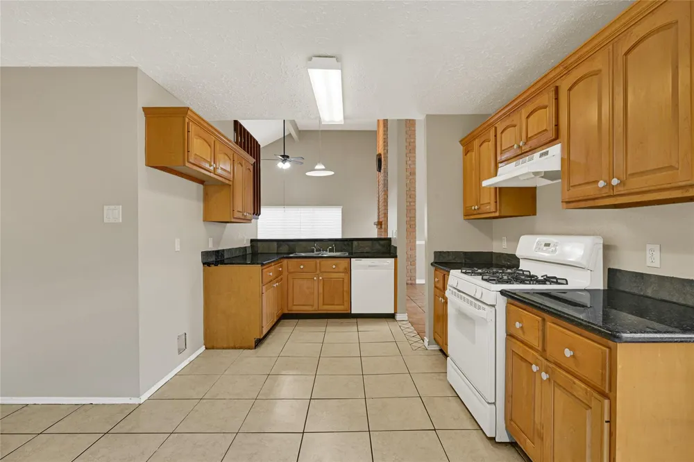 12322 Meadow Ridge Drive Stafford, TX 77477
