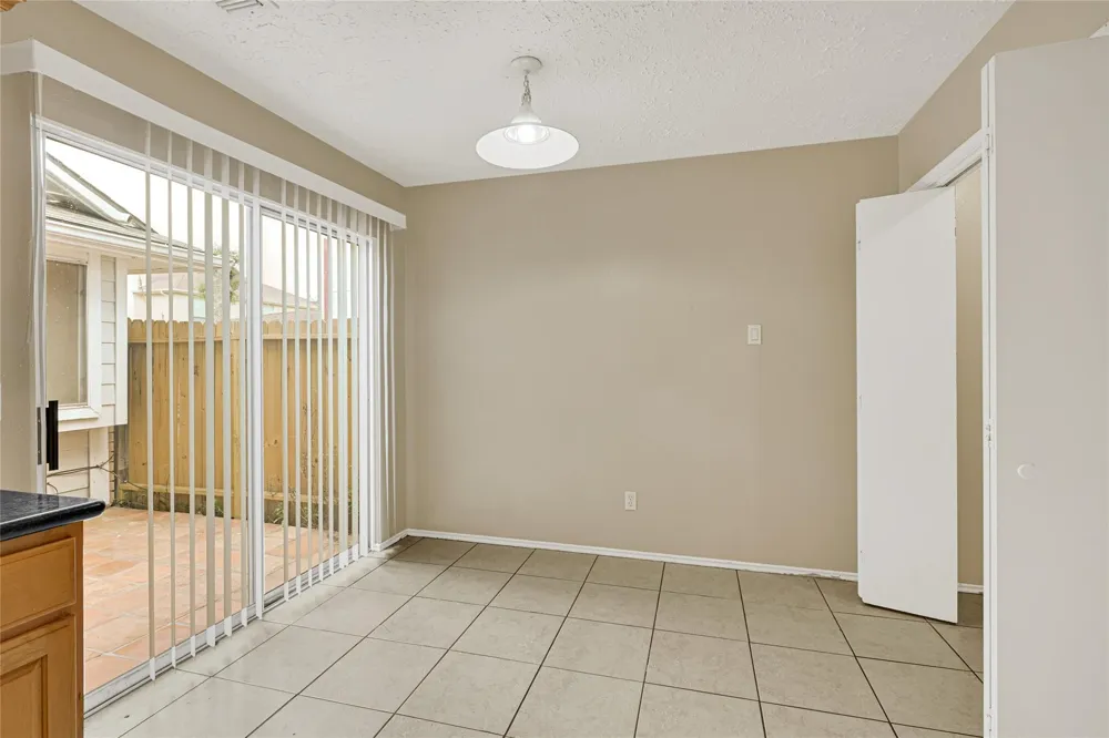 12322 Meadow Ridge Drive Stafford, TX 77477