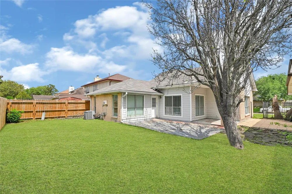 12322 Meadow Ridge Drive Stafford, TX 77477