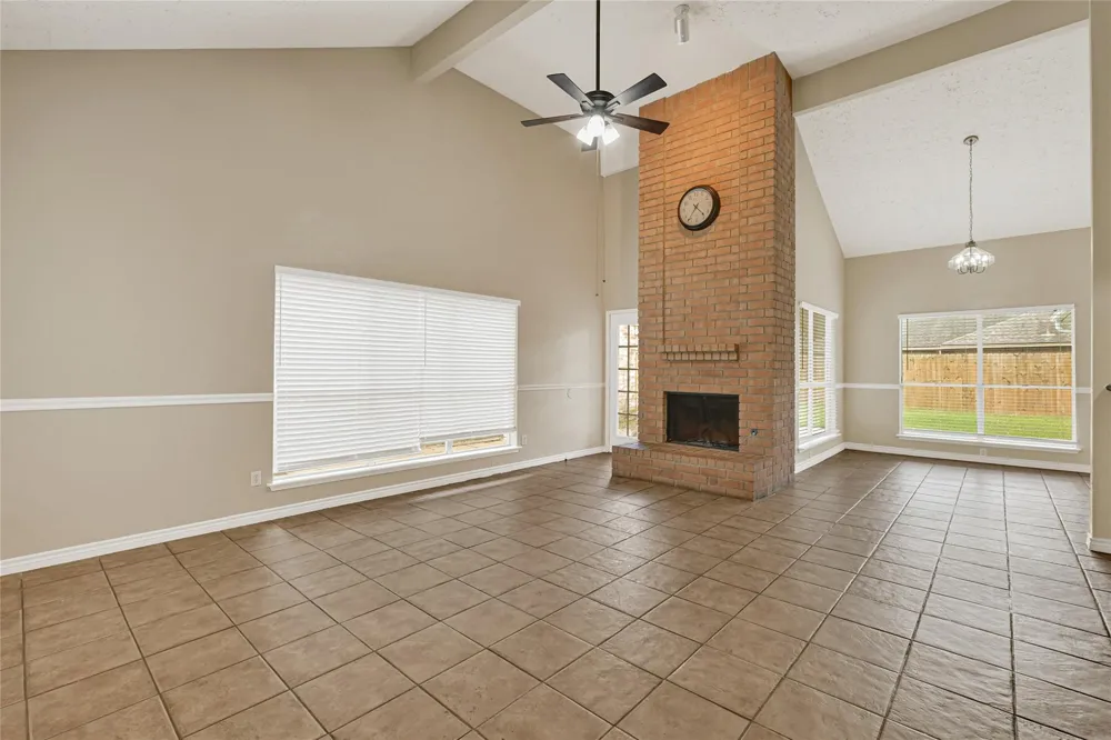 12322 Meadow Ridge Drive Stafford, TX 77477