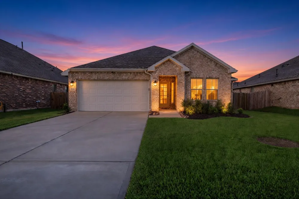 4302 Fenwick Road Texas City, TX 77591
