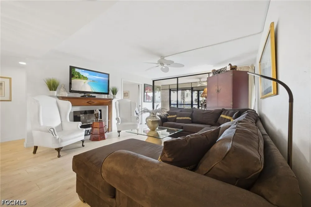 Flagship Drive #103 Fort Myers, FL 33919