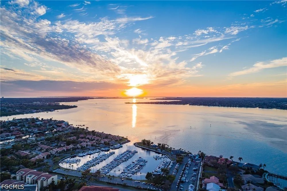 Flagship Drive #103 Fort Myers, FL 33919