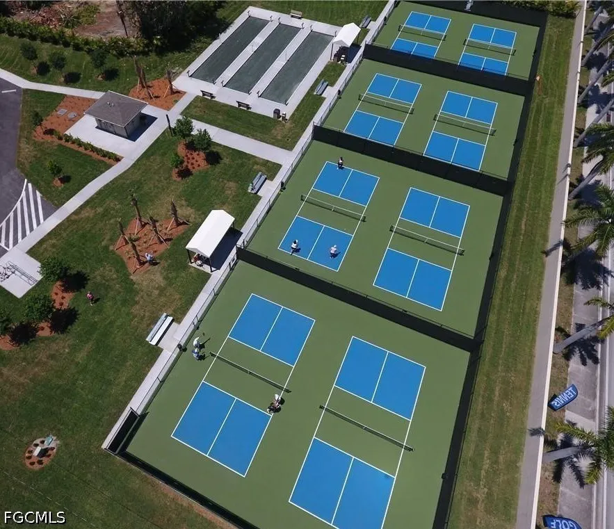 Flagship Drive #103 Fort Myers, FL 33919