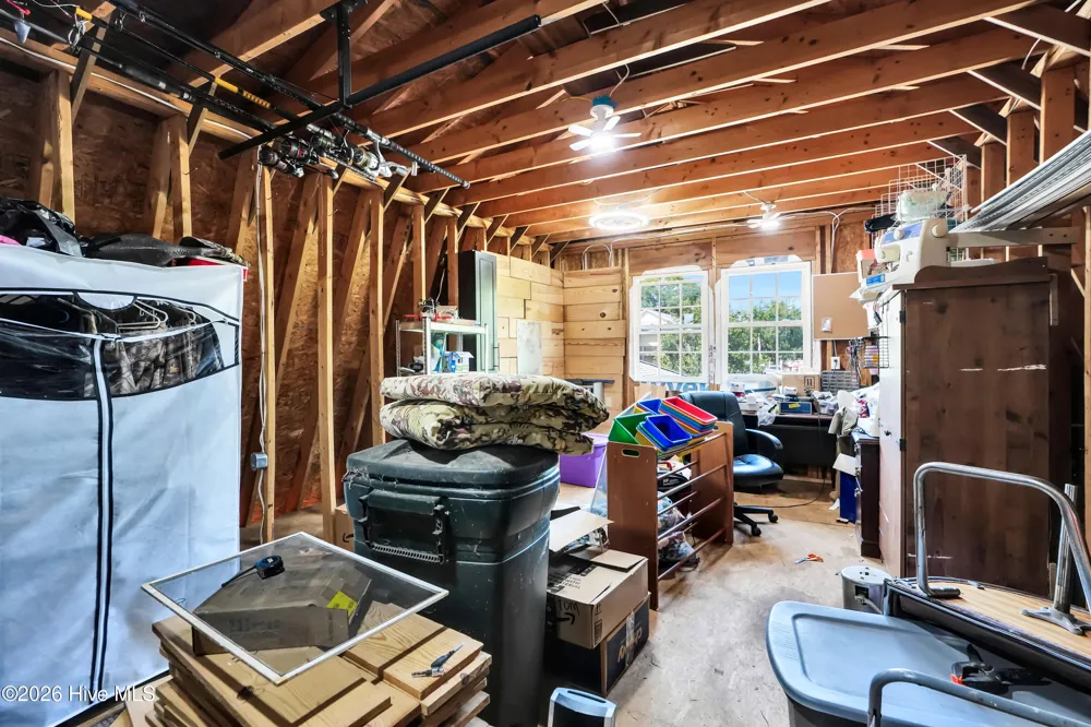 114 NE 8th St Oak Island, NC 28465