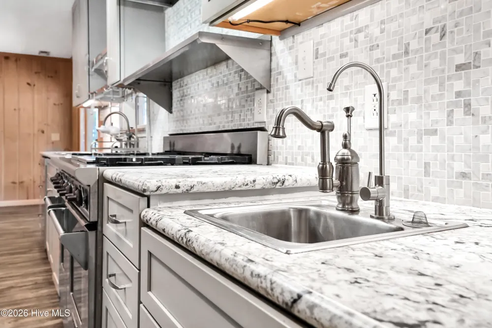 114 NE 8th St Oak Island, NC 28465