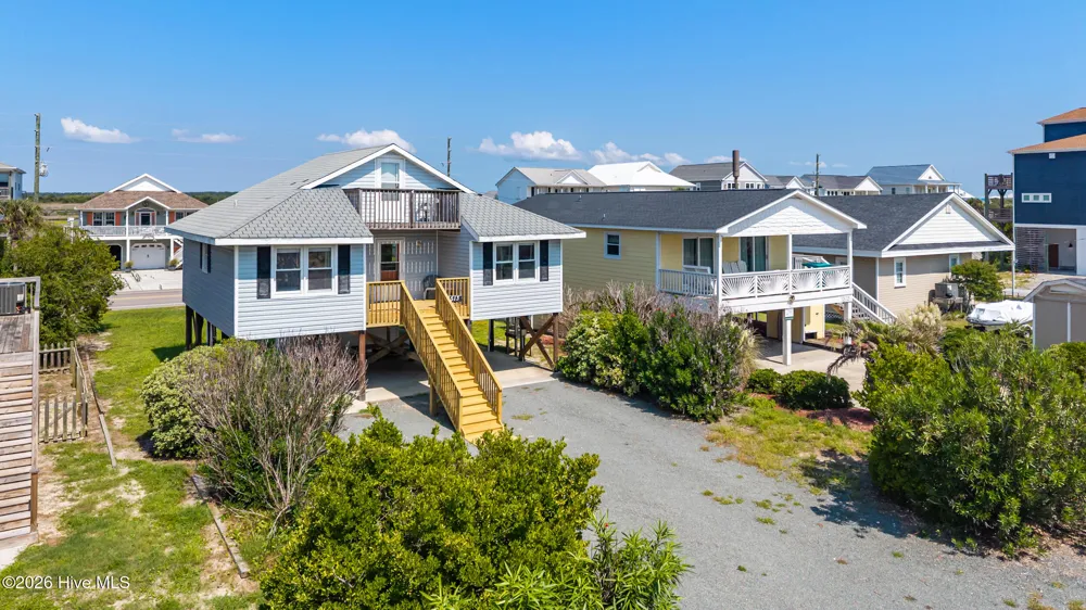 1513 Easy Street Surf City, NC 28445