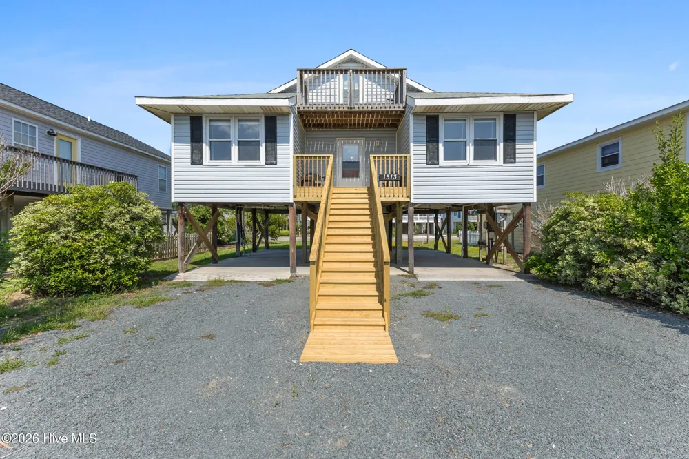 1513 Easy Street Surf City, NC 28445