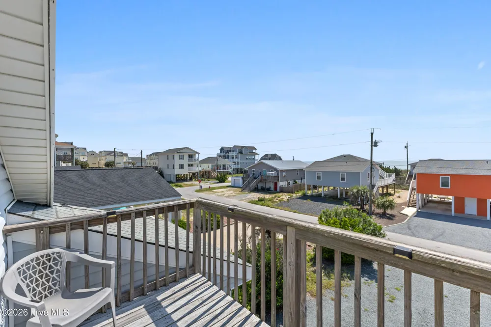1513 Easy Street Surf City, NC 28445
