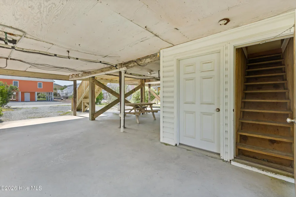 1513 Easy Street Surf City, NC 28445