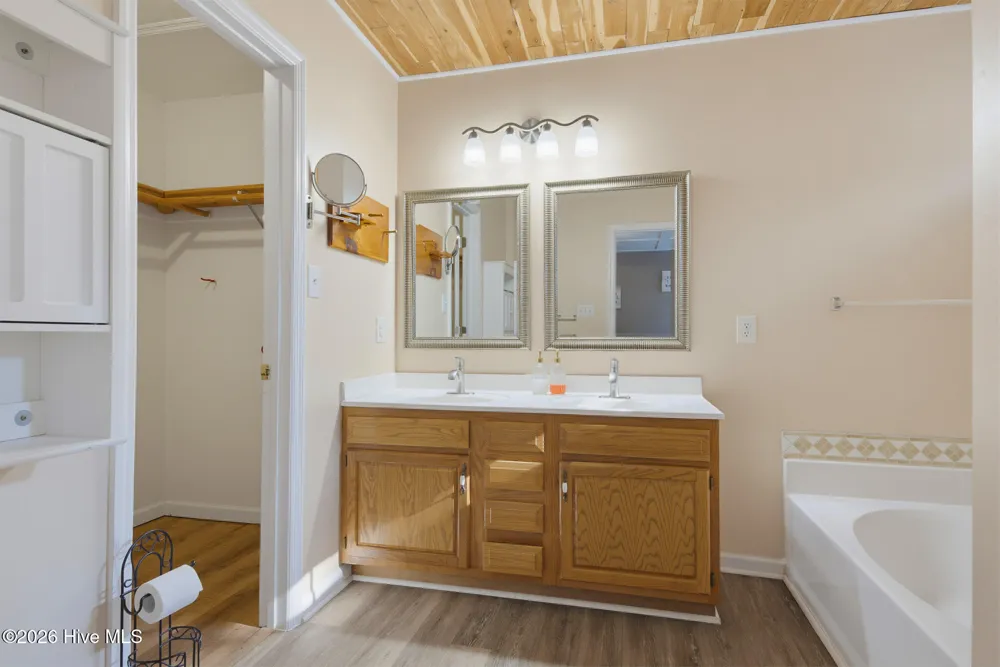 206 Winter Road Jacksonville, NC 28540