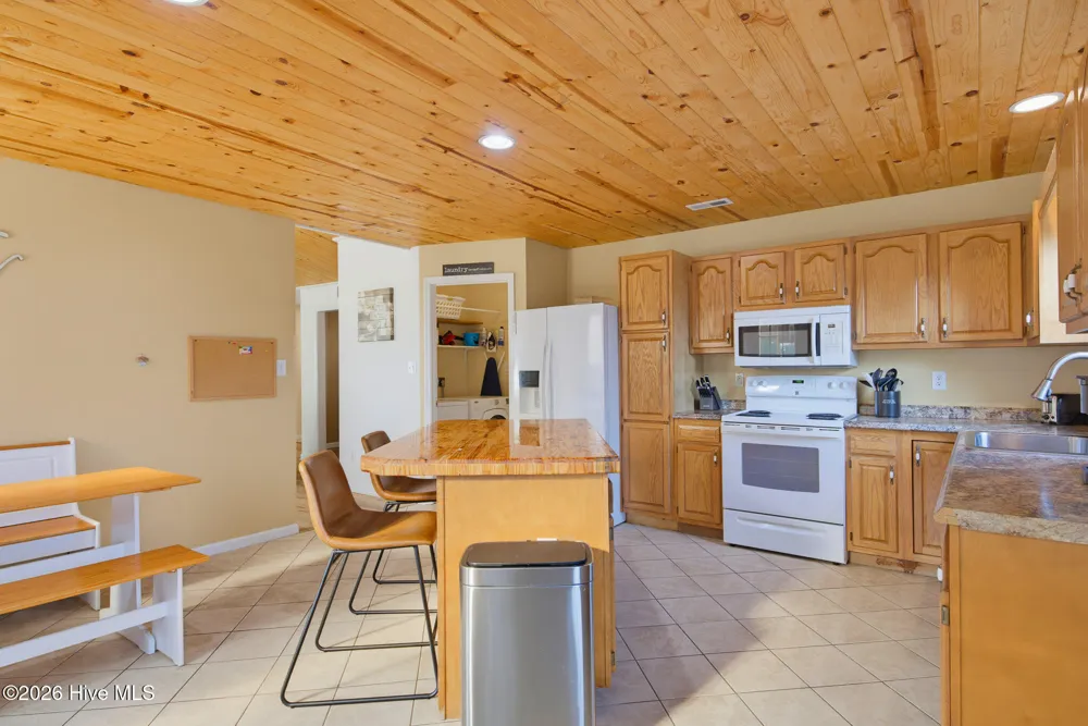 206 Winter Road Jacksonville, NC 28540