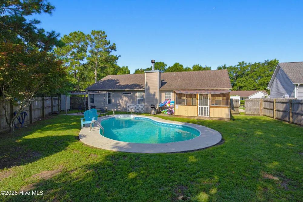 206 Winter Road Jacksonville, NC 28540