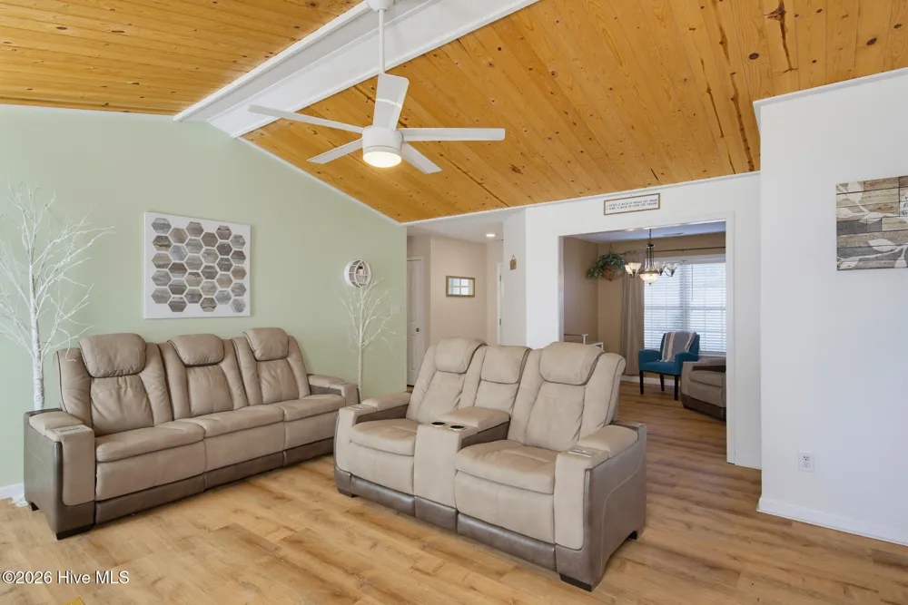 206 Winter Road Jacksonville, NC 28540