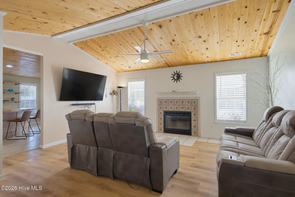 206 Winter Road Jacksonville, NC 28540