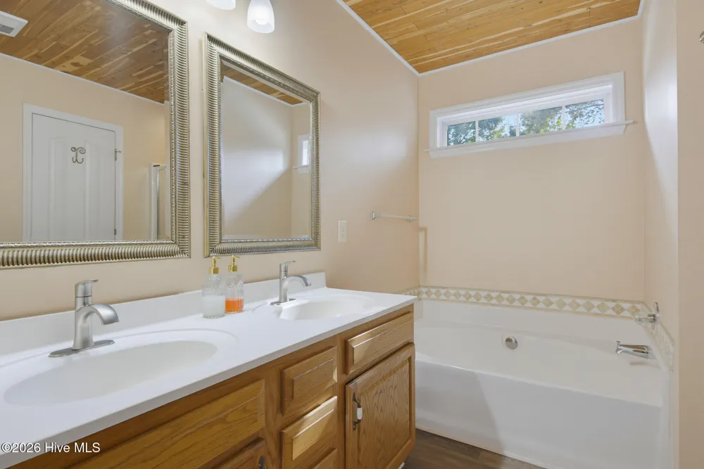 206 Winter Road Jacksonville, NC 28540
