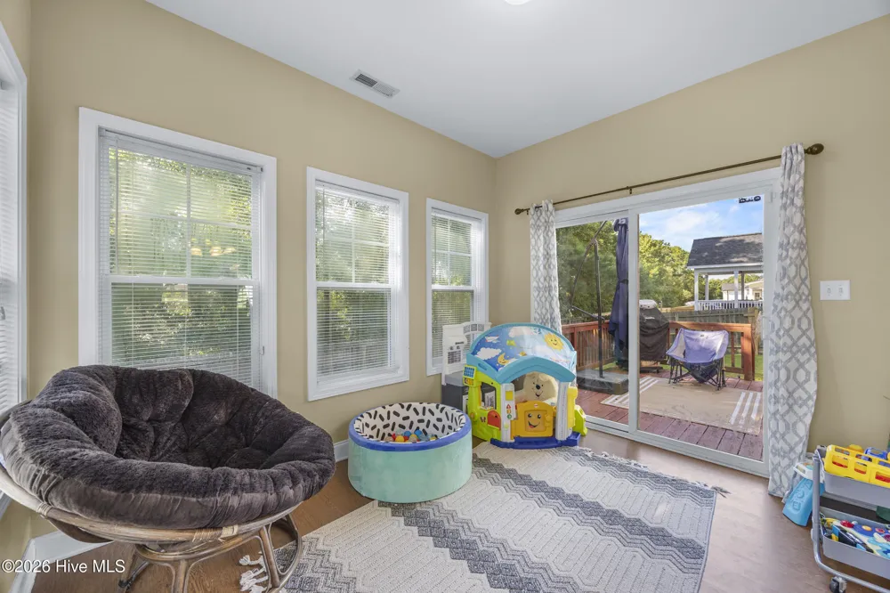 709 Jasmine Lane Jacksonville, NC 28546