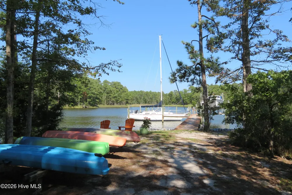 5633 Styron Drive Oriental, NC 28571