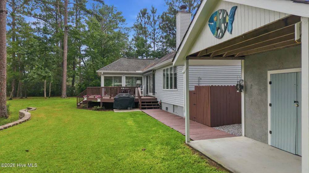5633 Styron Drive Oriental, NC 28571