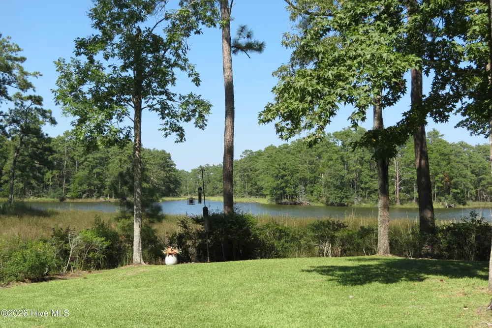 5633 Styron Drive Oriental, NC 28571