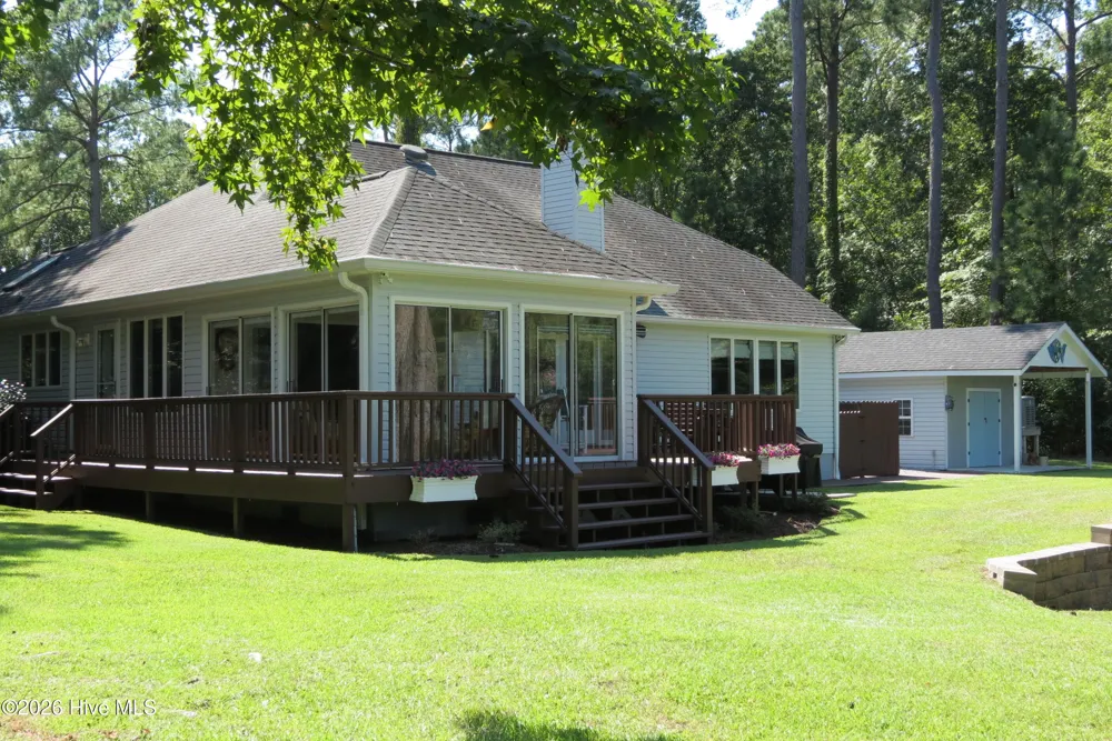 5633 Styron Drive Oriental, NC 28571