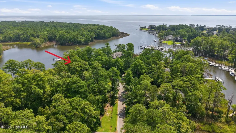 5633 Styron Drive Oriental, NC 28571