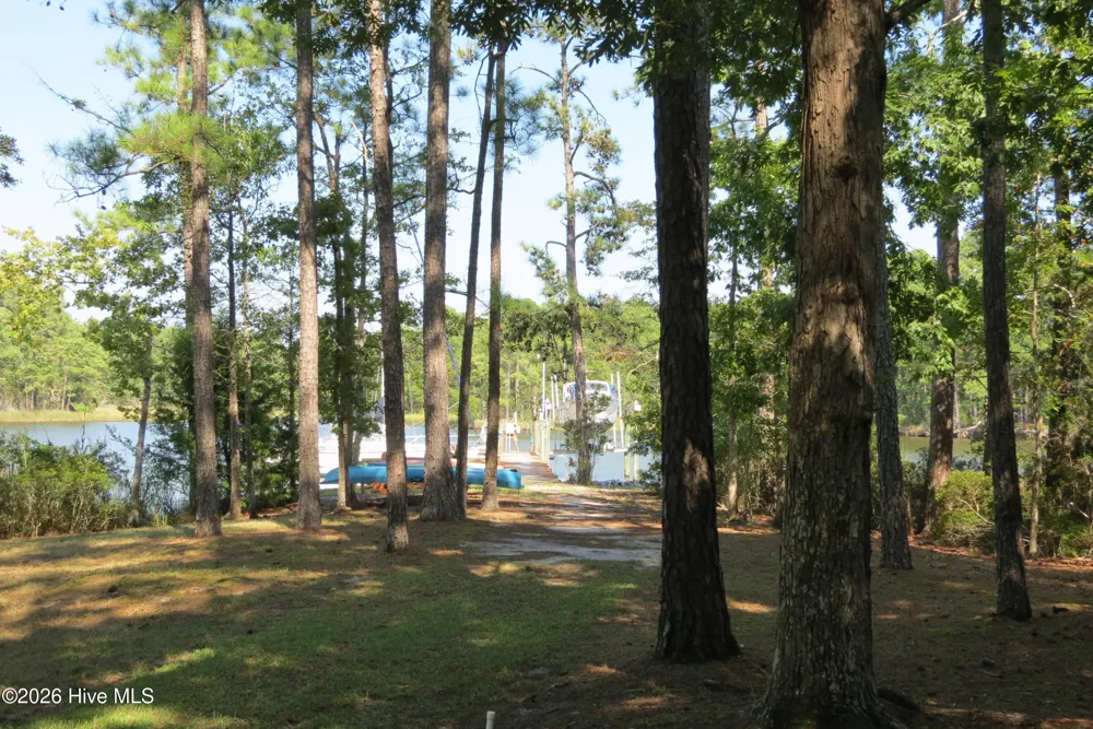 5633 Styron Drive Oriental, NC 28571