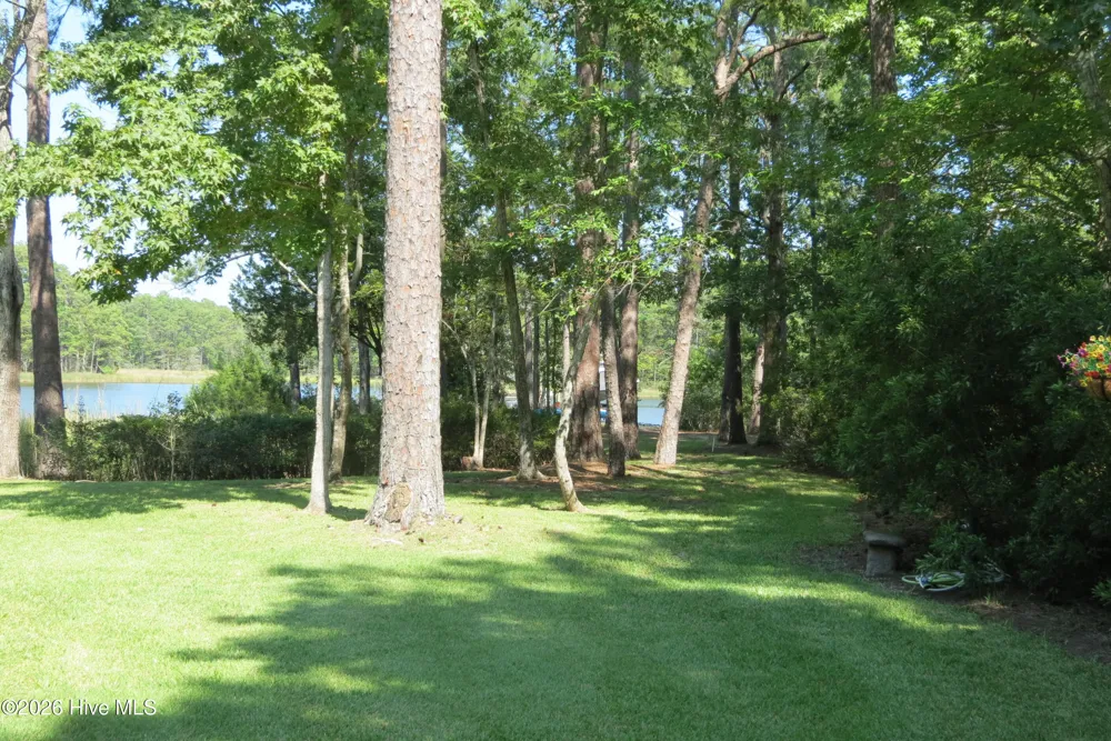 5633 Styron Drive Oriental, NC 28571