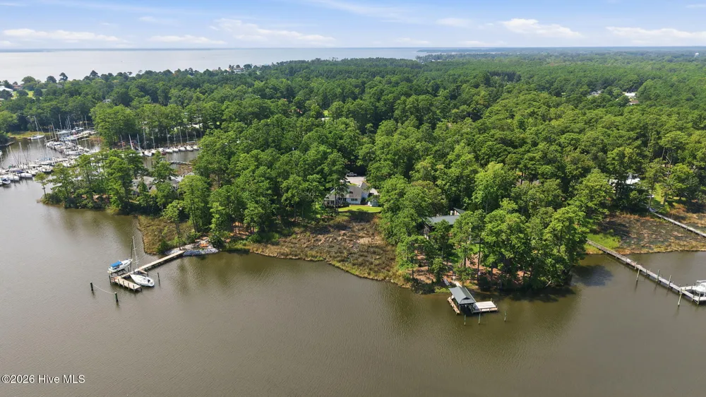 5633 Styron Drive Oriental, NC 28571