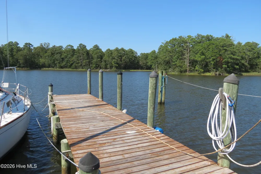 5633 Styron Drive Oriental, NC 28571
