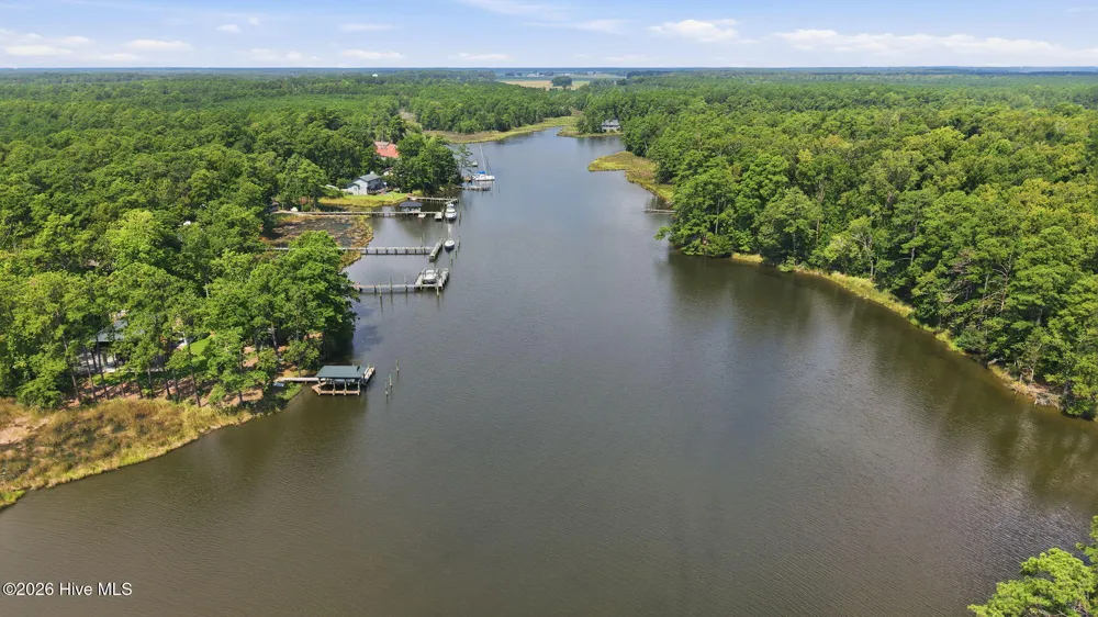 5633 Styron Drive Oriental, NC 28571