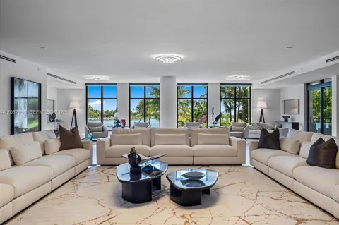 7025 Fisher Island Dr #7025