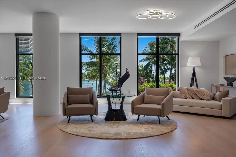7025 Fisher Island Dr #7025 Miami Beach, FL 33109