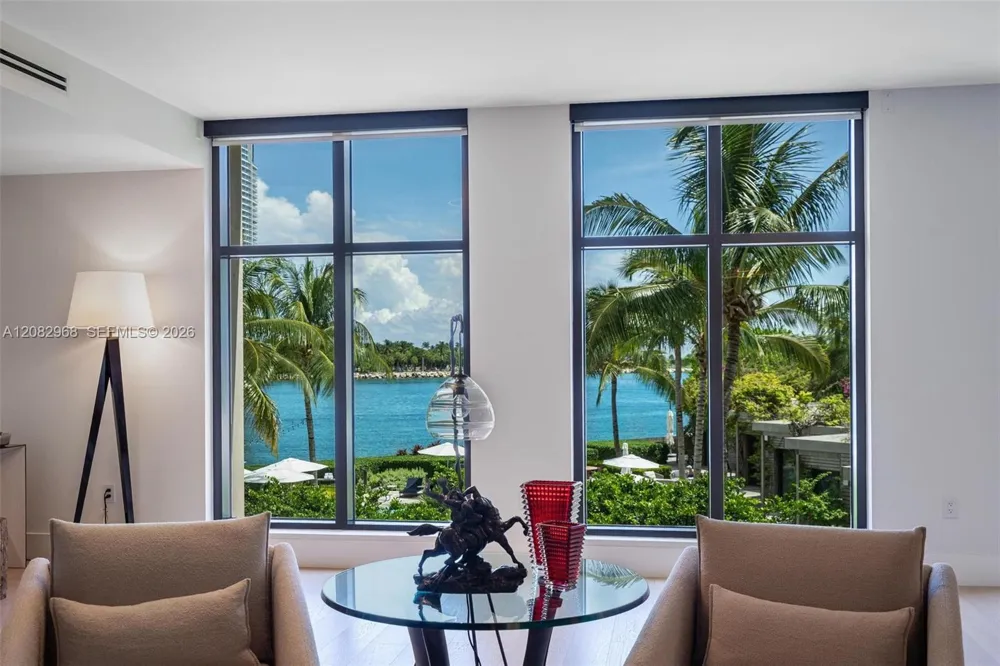 7025 Fisher Island Dr #7025 Miami Beach, FL 33109